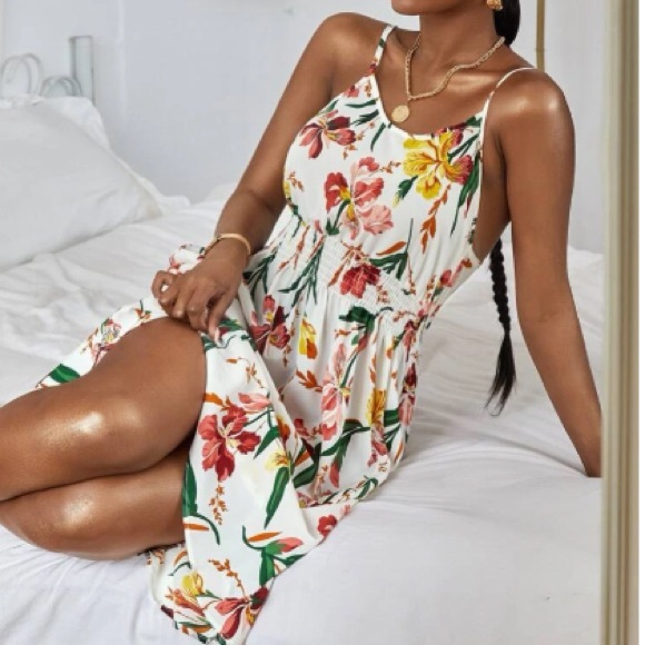 Boho floral print shirred cami dress - Picture 4 of 5